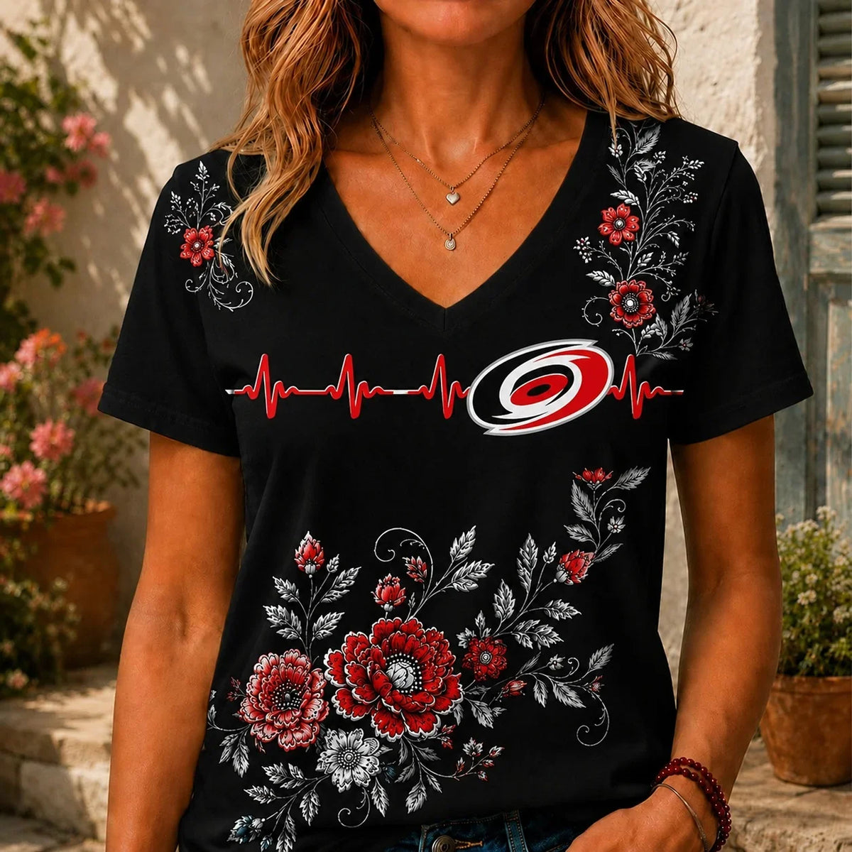 [SUPER SALE] NEW CUSTOMIZED NHL07 CLH CAROLINA HURRICANES V-NECK FEMALE SHIRT