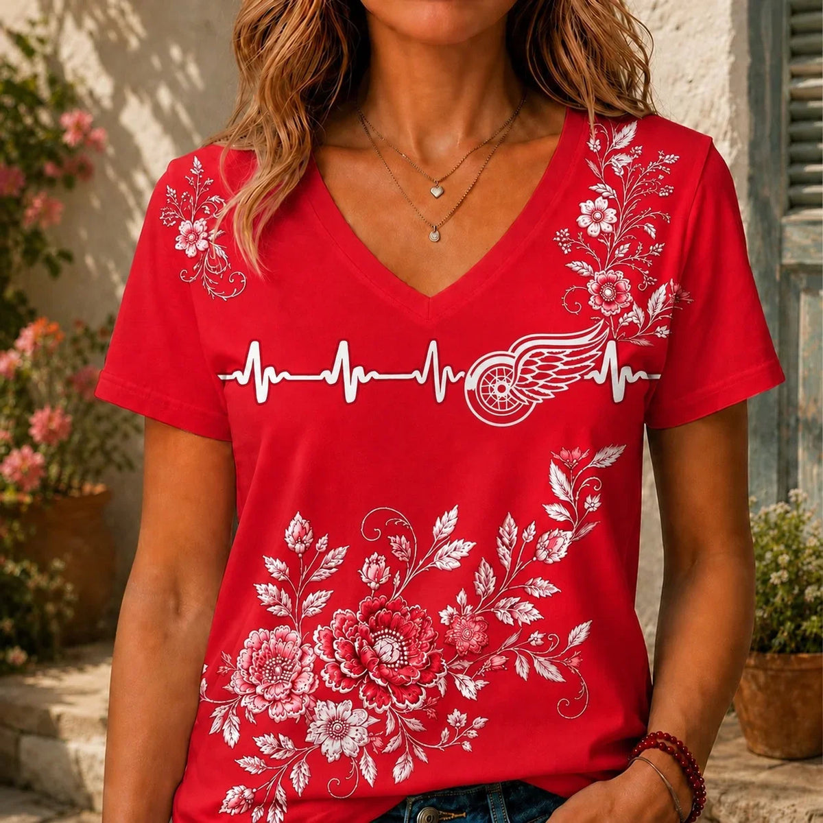 [SUPER SALE] NEW CUSTOMIZED NHL22 DRW DETROIT RED WINGS V-NECK FEMALE SHIRT